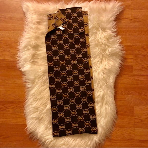 🪴3xHP🪴 Michael Kors Jetset Logo Knit Scarf - Picture 5 of 7